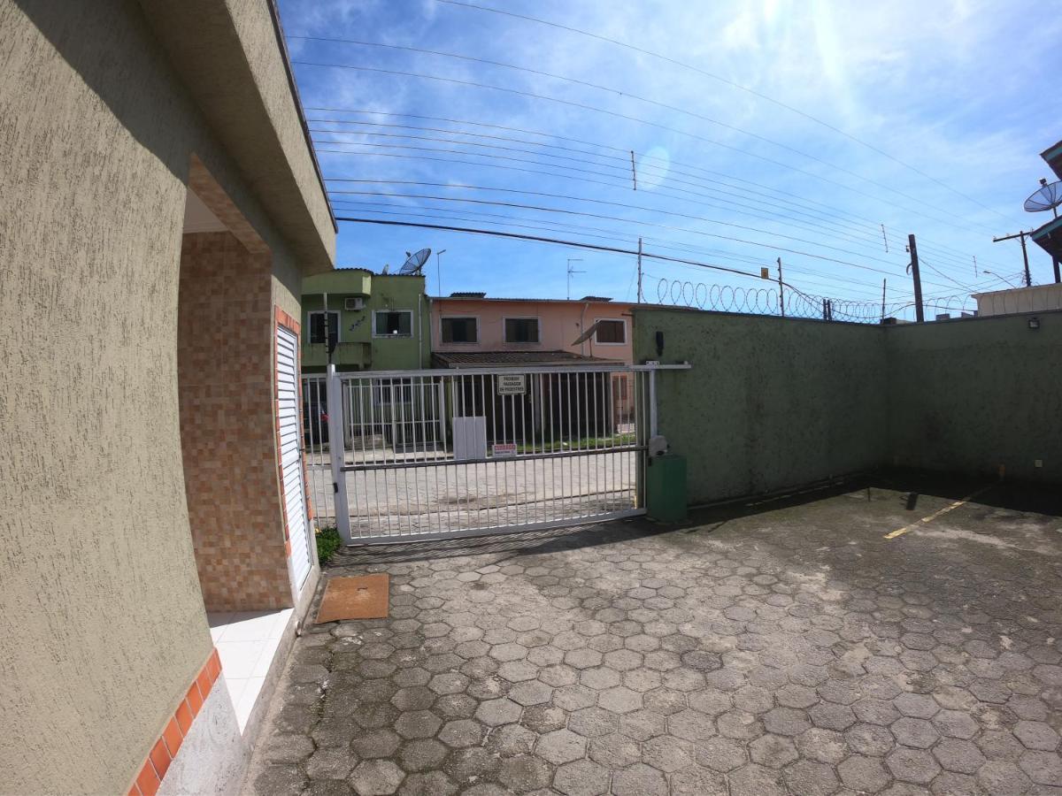 Apto Pertinho Da Praia - Lindo E Equipado! Internet 400Mb E 3 Tvs - Completo! Tv A Cabo Ubatuba Ngoại thất bức ảnh